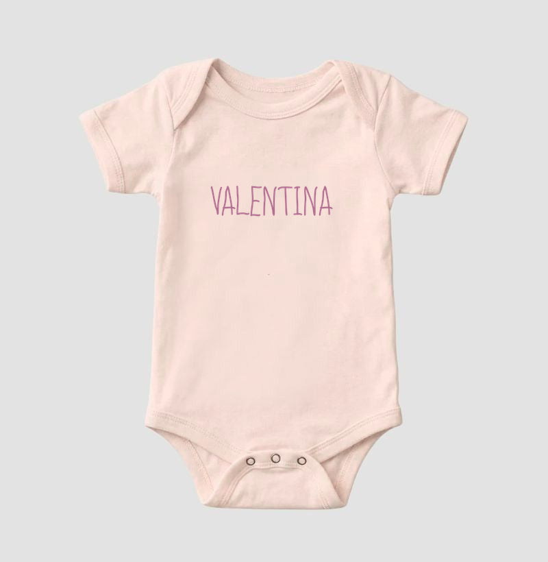 Body minimalista com nome da criança personalizado