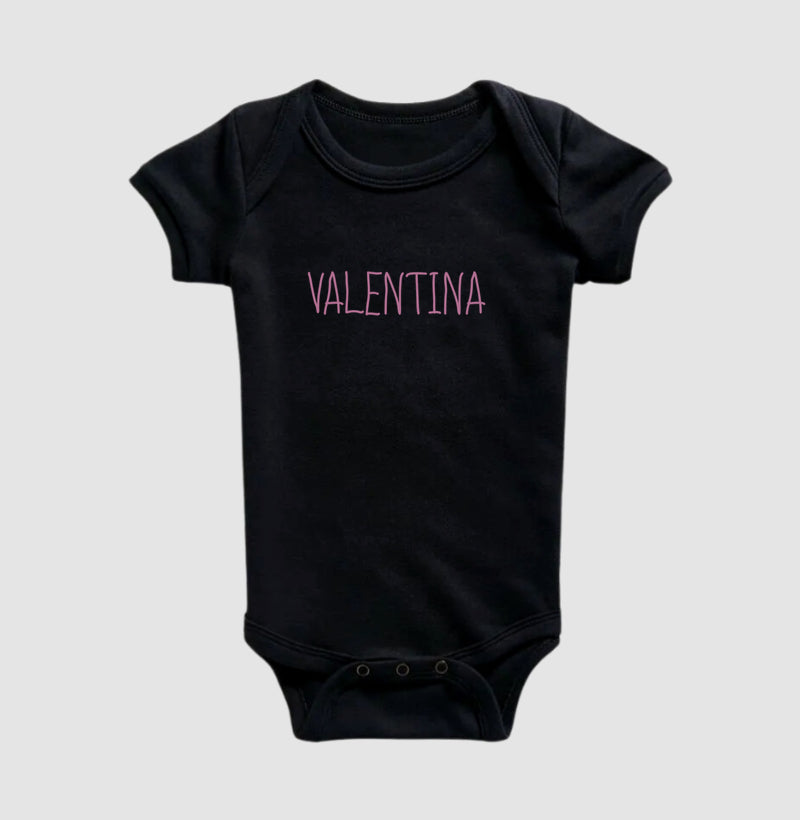 Body minimalista com nome da criança personalizado